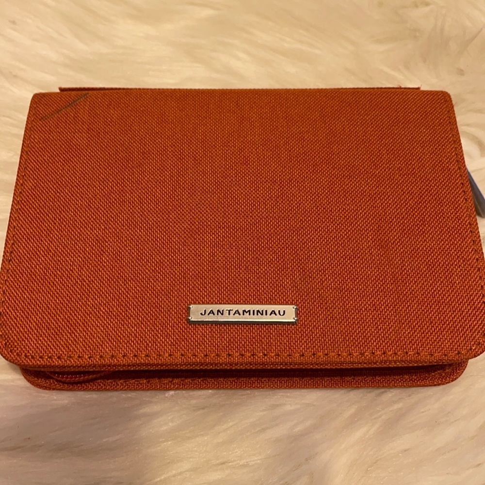 JANTAMINIAU TRAVEL BAG
